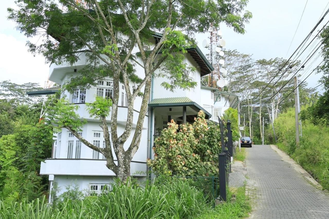 Crown Hills Kandy Inn Εξωτερικό φωτογραφία