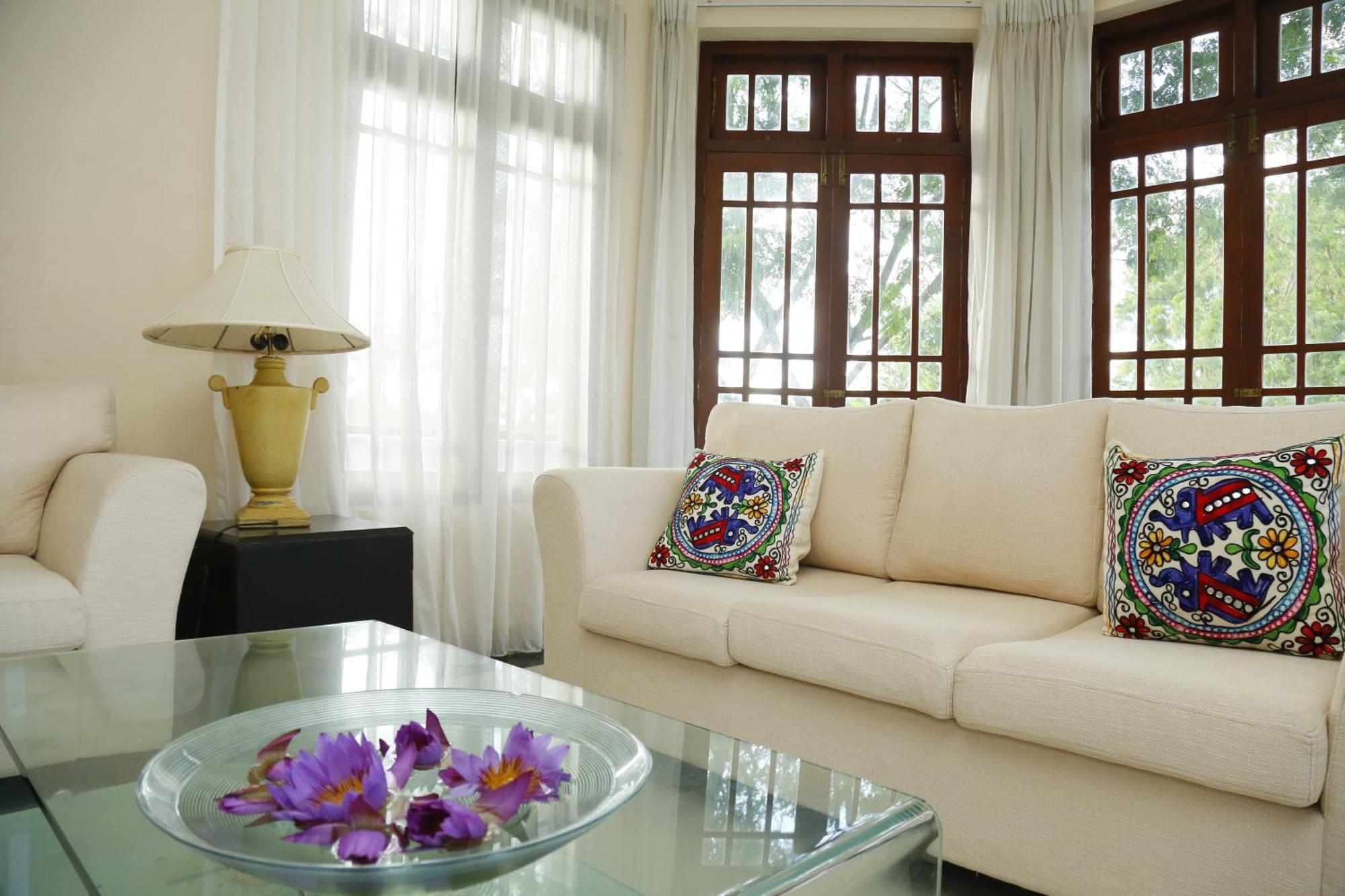 Crown Hills Kandy Inn Εξωτερικό φωτογραφία